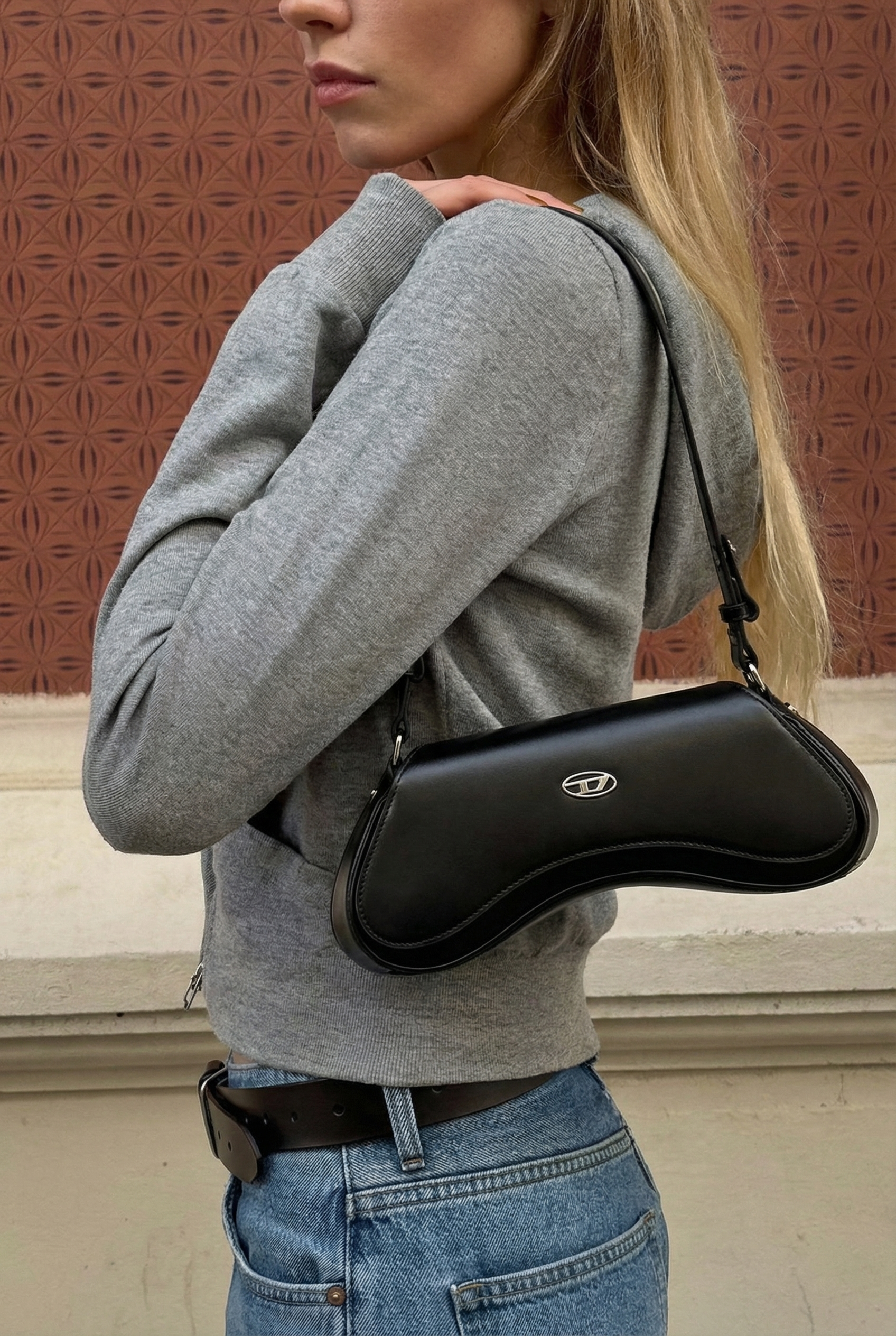 Play Shoulder Bag Black