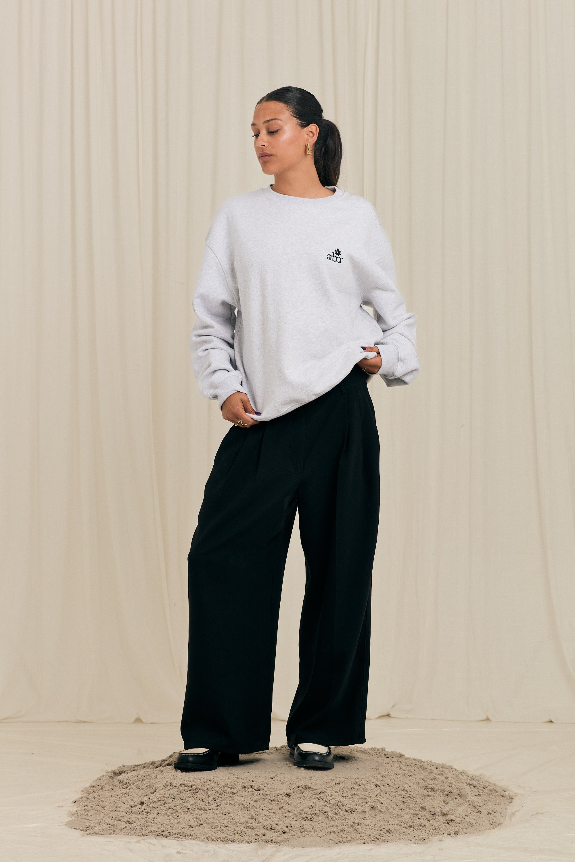 Mini Flower Crewneck Grey