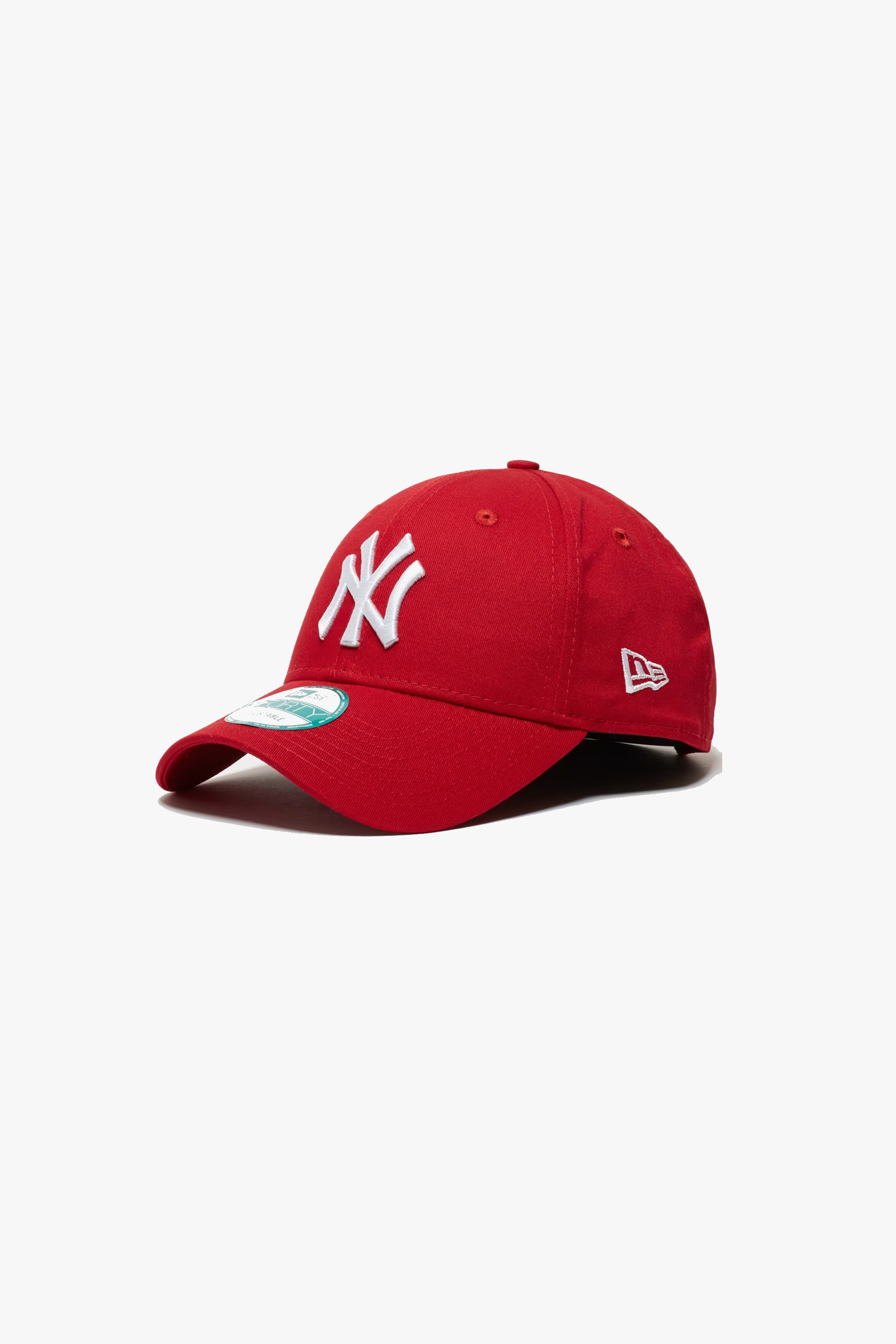 New Era League Essential 9FORTY Red cap, front view