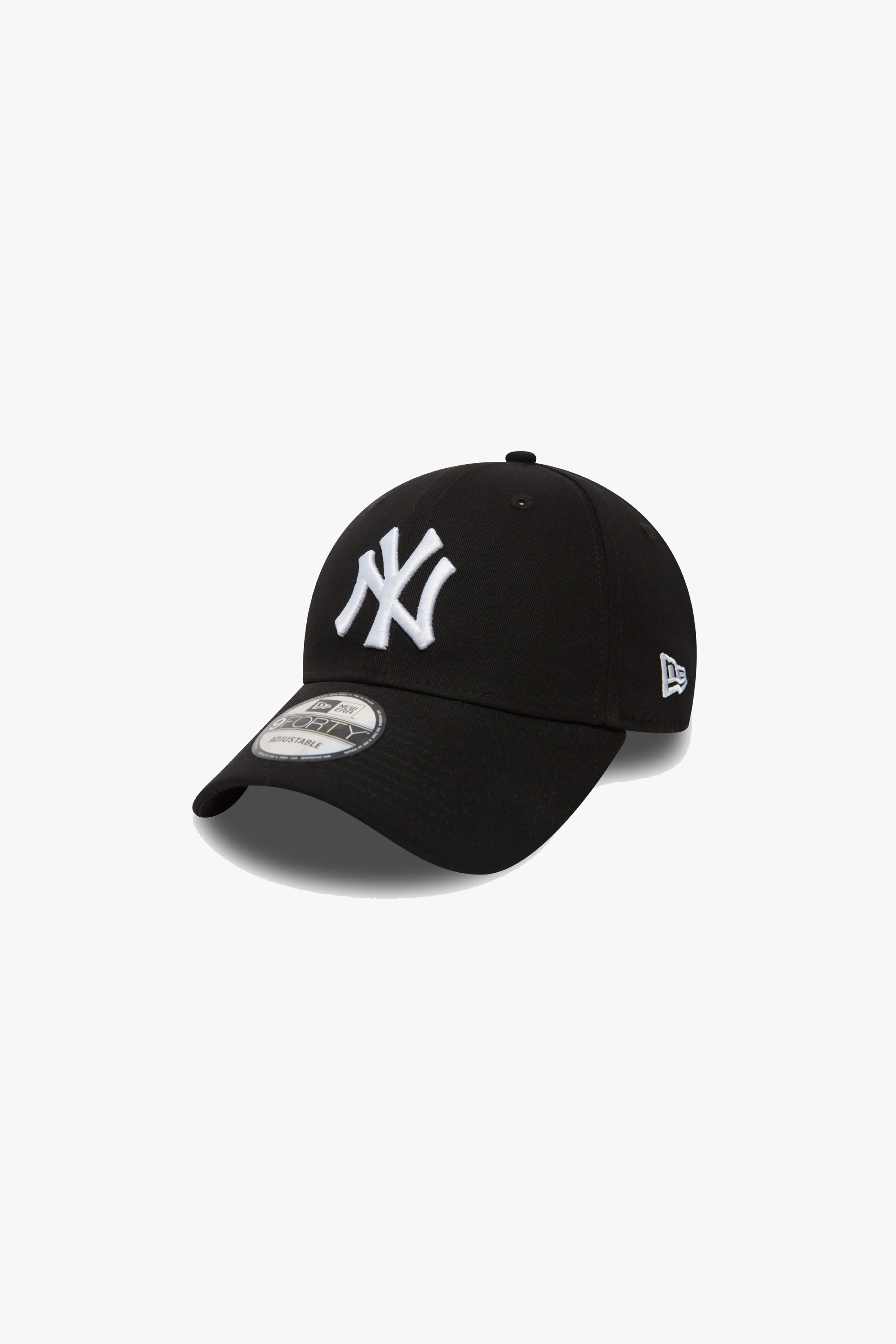 New Era League Essential 9FORTY Black cap, front view